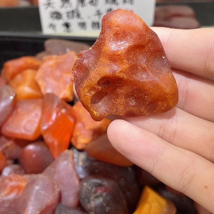 裸石琥珀未镶嵌吊坠