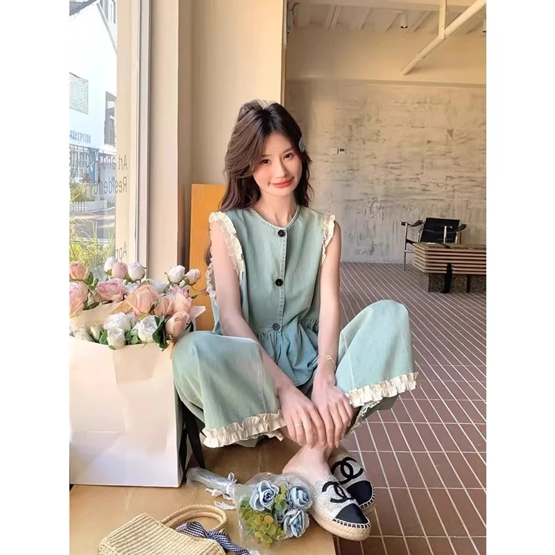 胖mm大码300斤夏季蕾丝拼接牛仔马甲+休闲裤套装女小香风两件套潮