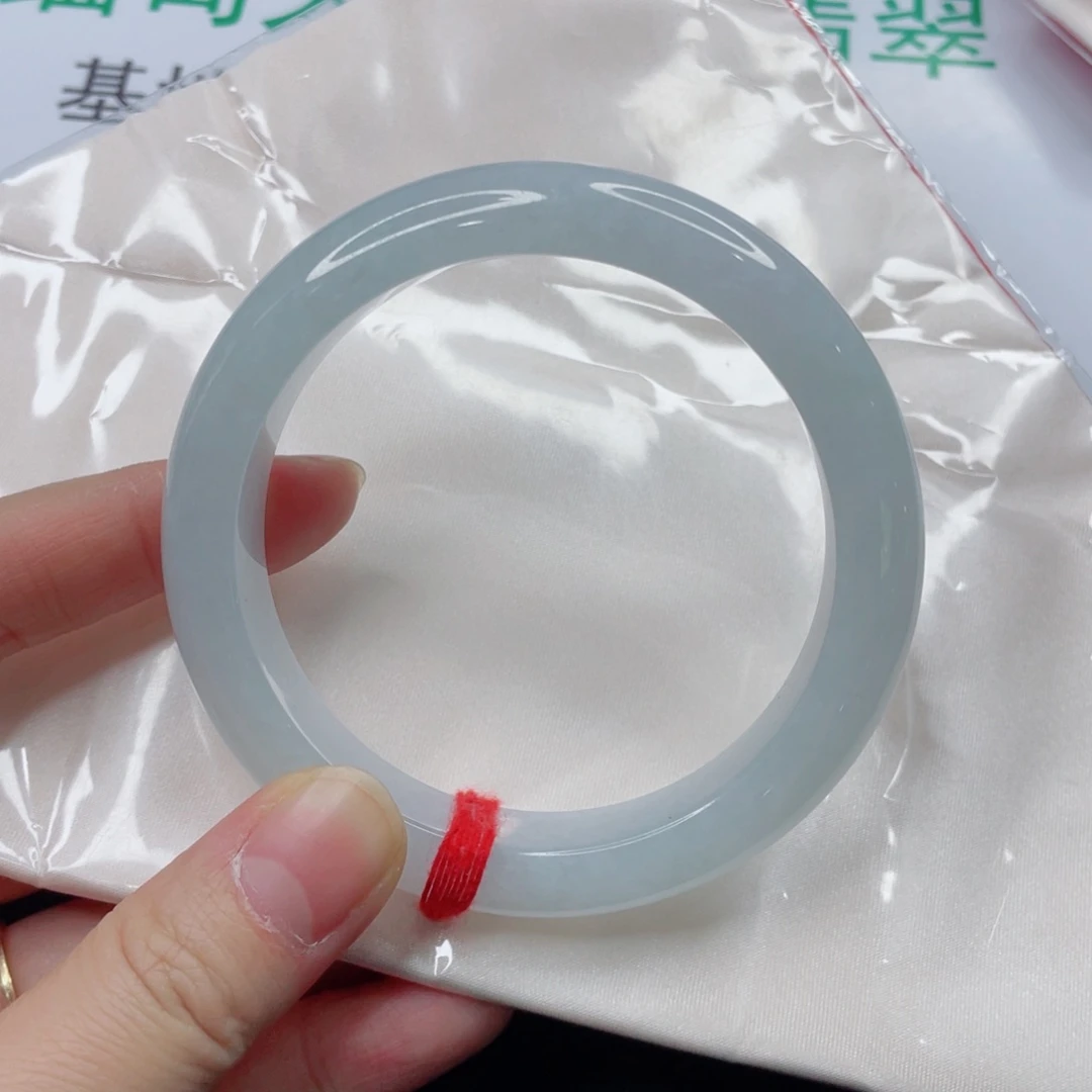 未镶嵌手镯翡翠手镯