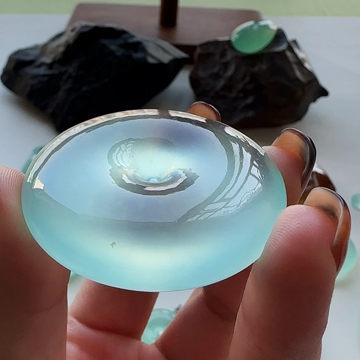 岫玉未镶嵌颈饰岫玉