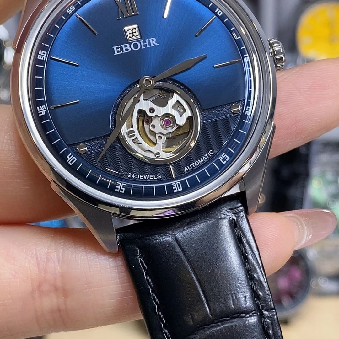 全自动机械男表