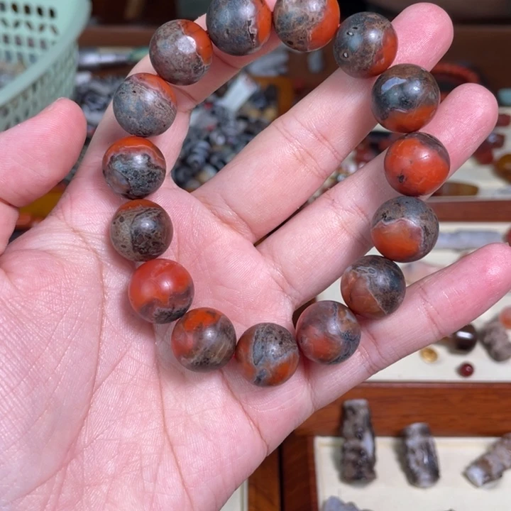 南红玛瑙未镶嵌颈饰66