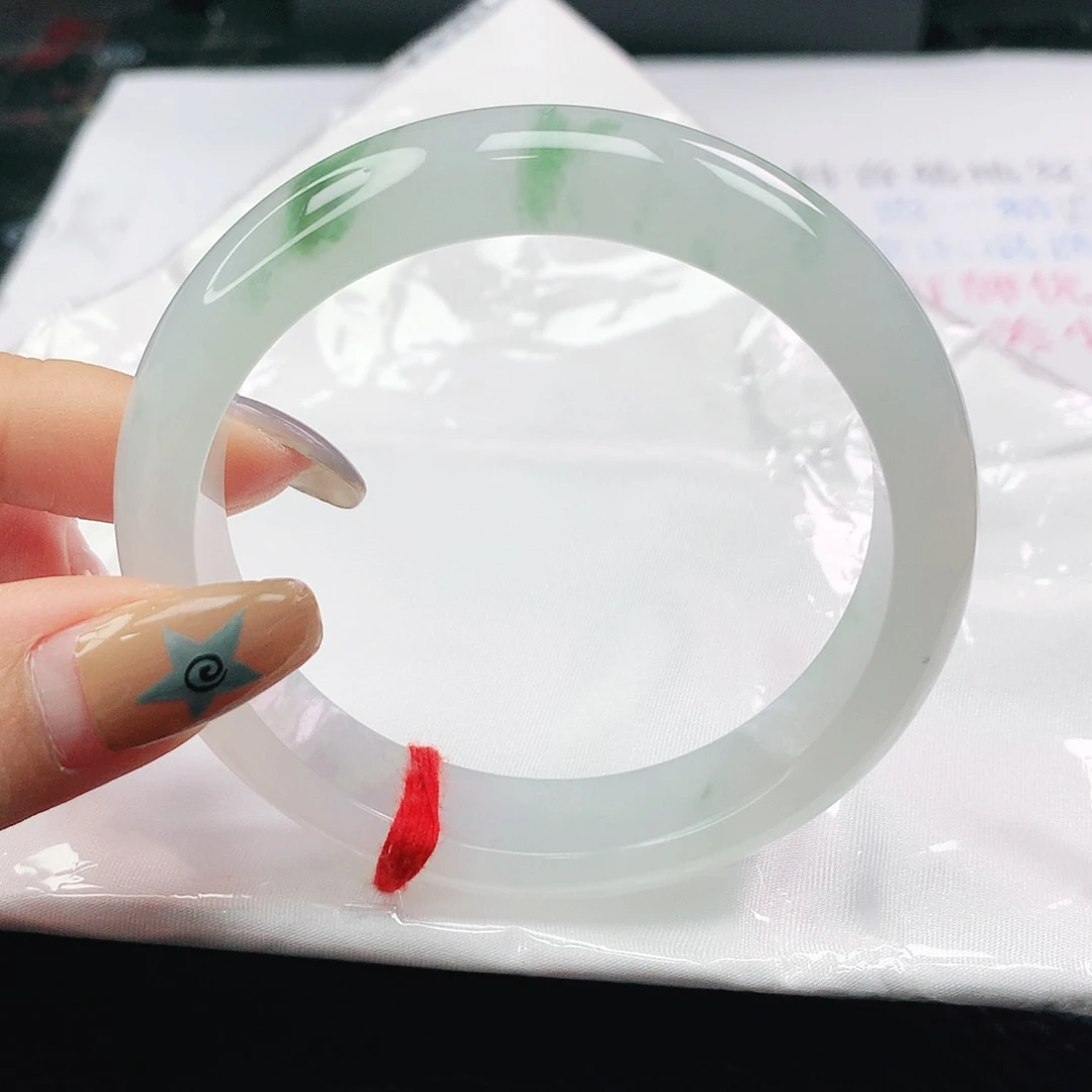 翡翠未镶嵌手镯翡翠56.0冰种白冰飘绿花正圈