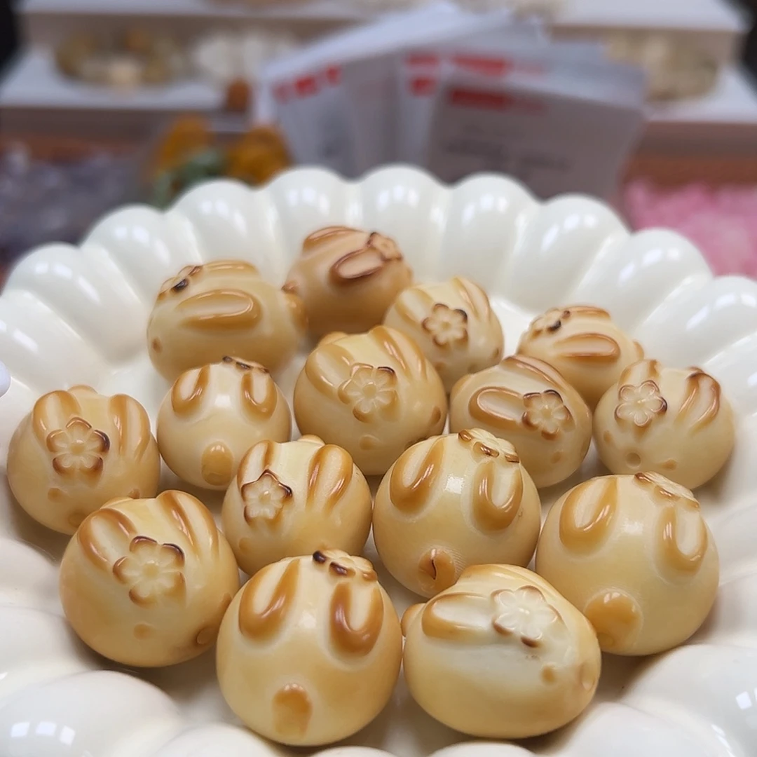 手串菩提根/象牙果微瑕炭烧带花兔子4颗有裂