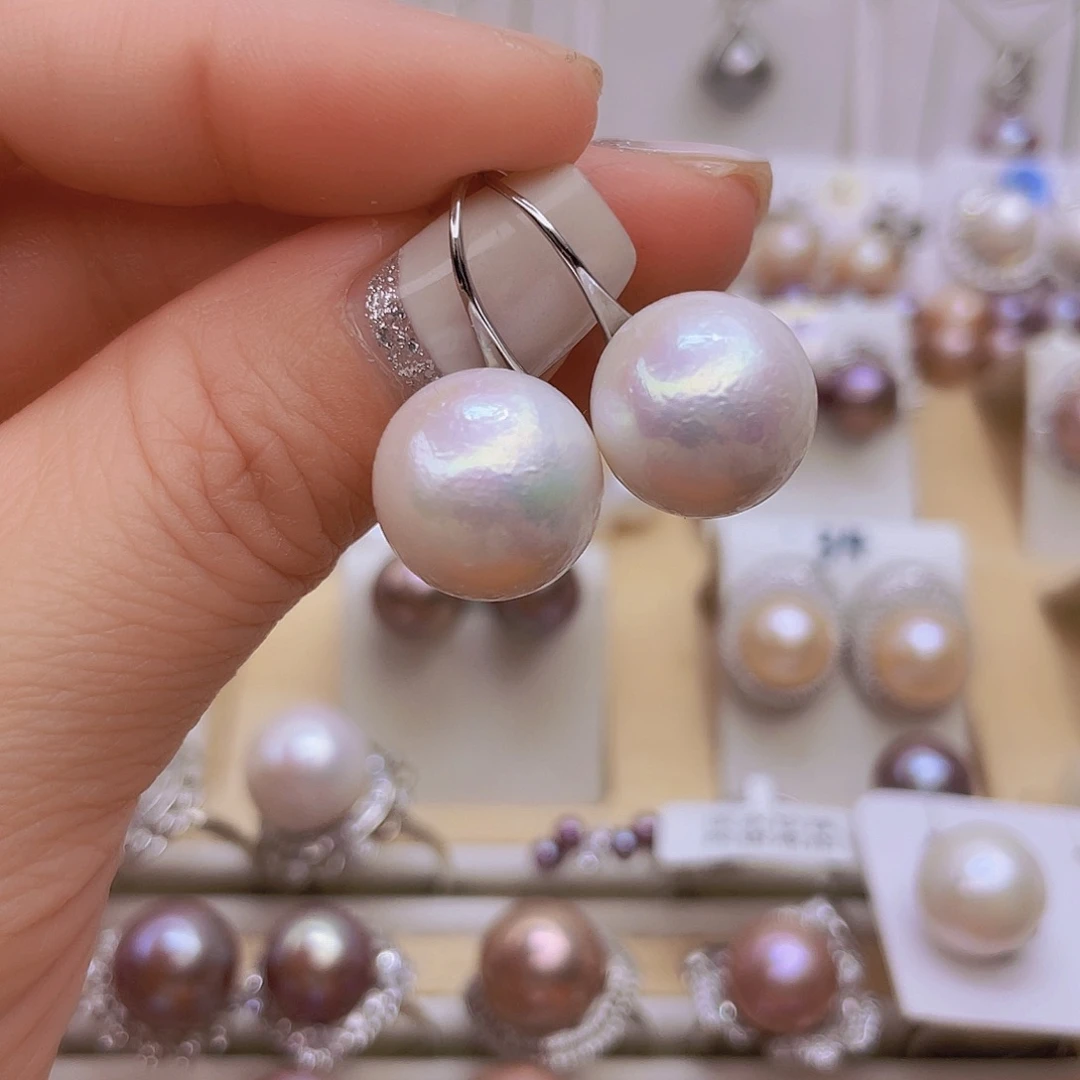 少***平银S925镶嵌淡水珍珠耳饰