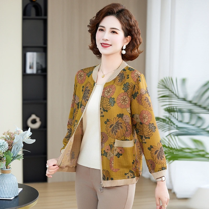 中老年妈妈装春秋短款时尚洋气夹克气质显瘦中年宽松休闲薄款外套