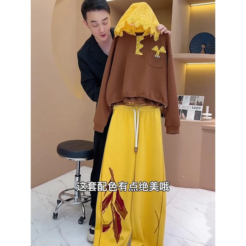 咖色蕾丝连帽长袖卫衣复古风设计感小个子时尚宽松显瘦绝美两件套