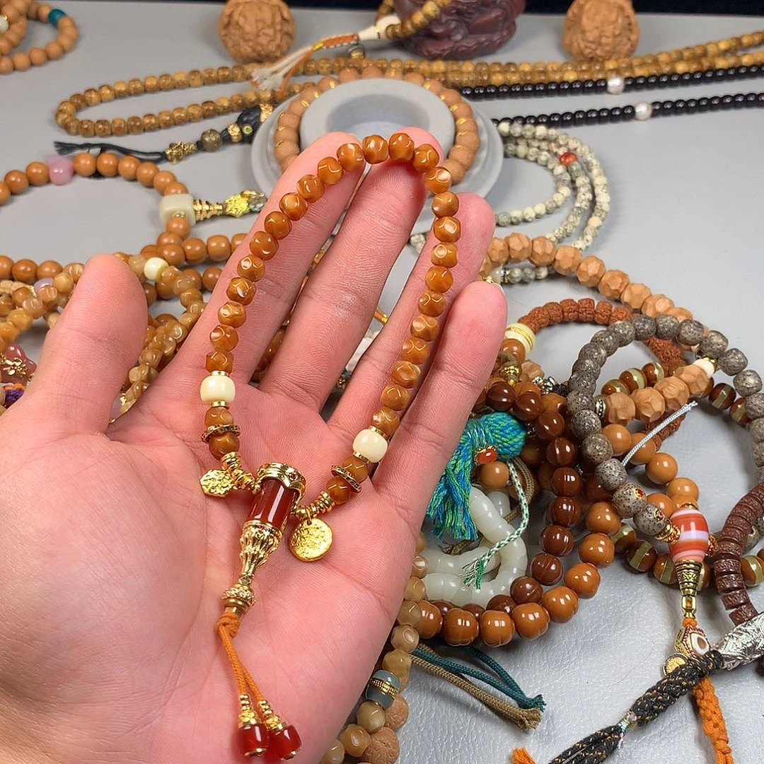 龙脊菩提吊坠。。。。。。。。。。。。。