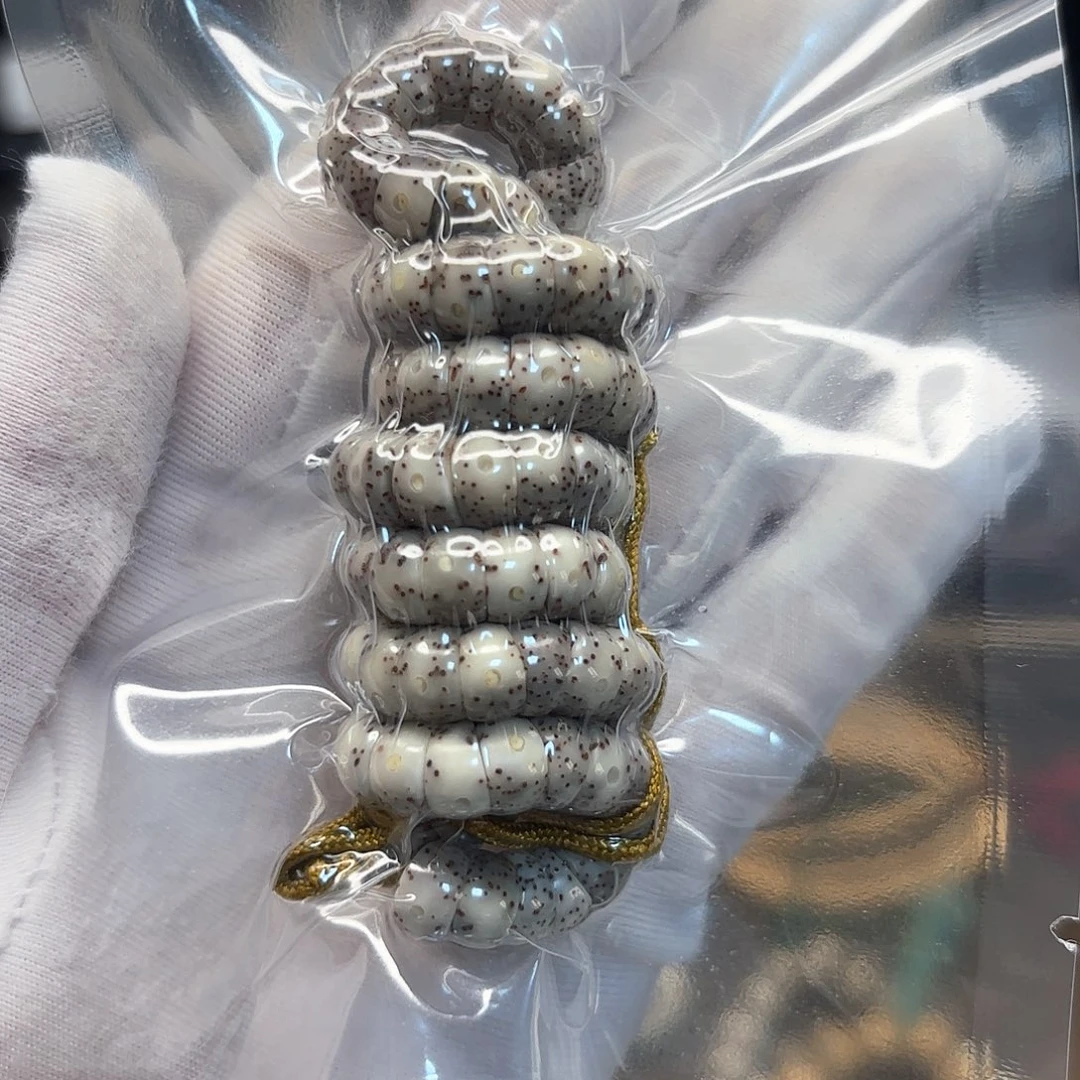 菩提漏石玉大肠卡7正月留白油润超好玩