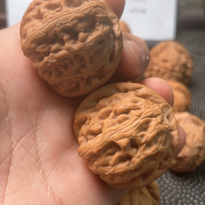 文玩核桃吊坠ଘ**ଓ红锦鲤42尺寸2044