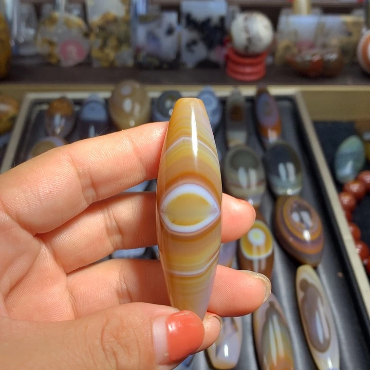 玛瑙/玉髓颈饰未镶嵌吊坠