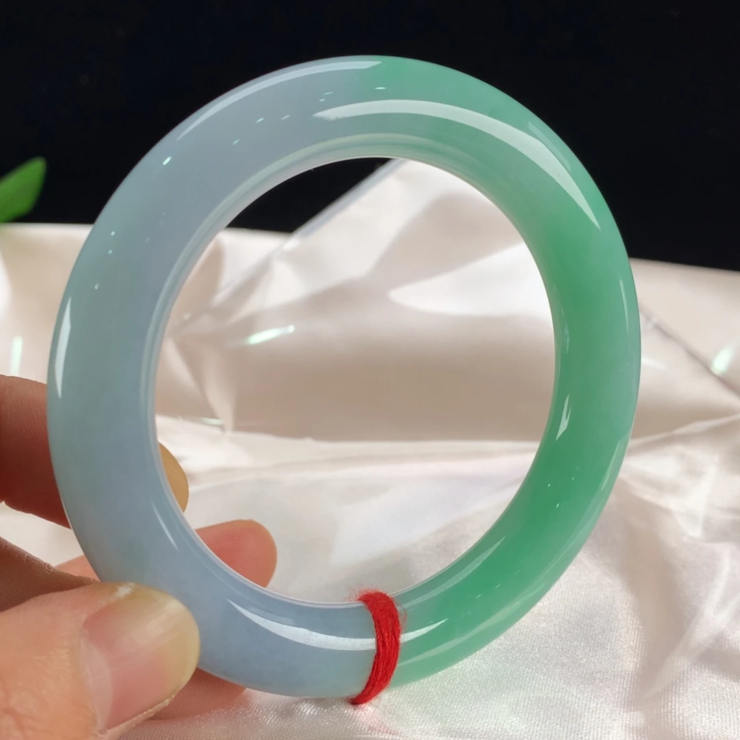 翡翠未镶嵌手镯1265