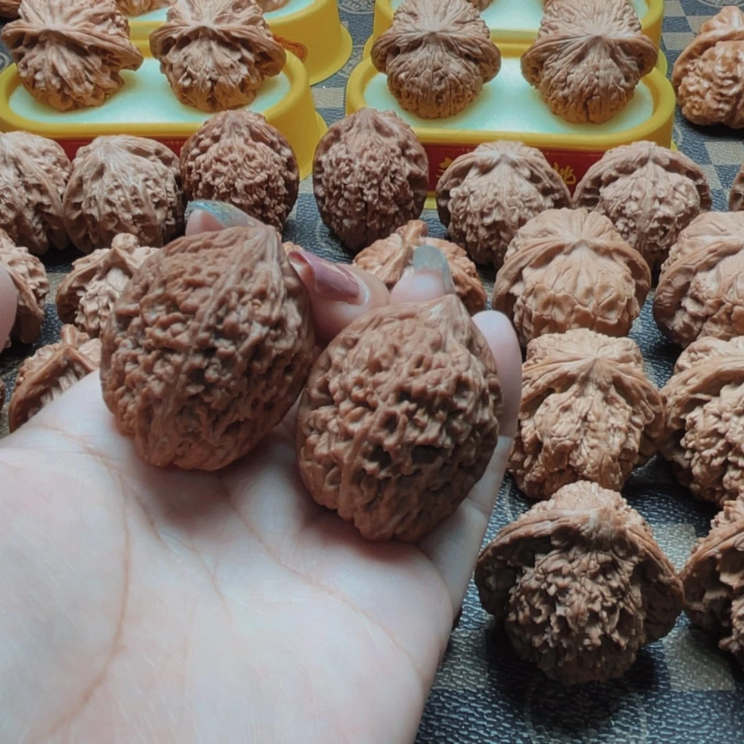 桃核把件大蒜头核桃