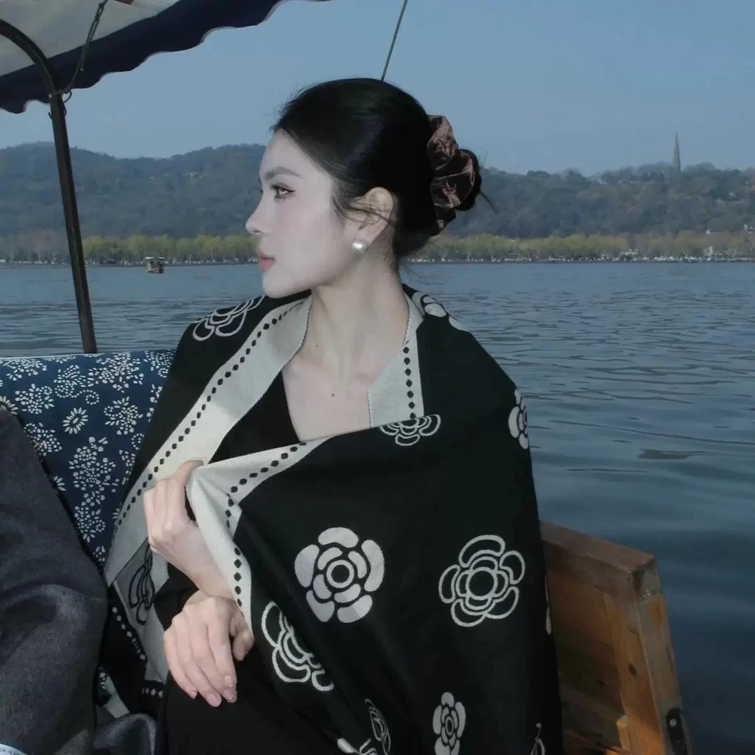 【黑茶花】纯山羊绒水溶工艺百搭时尚送礼好物 100-200CM