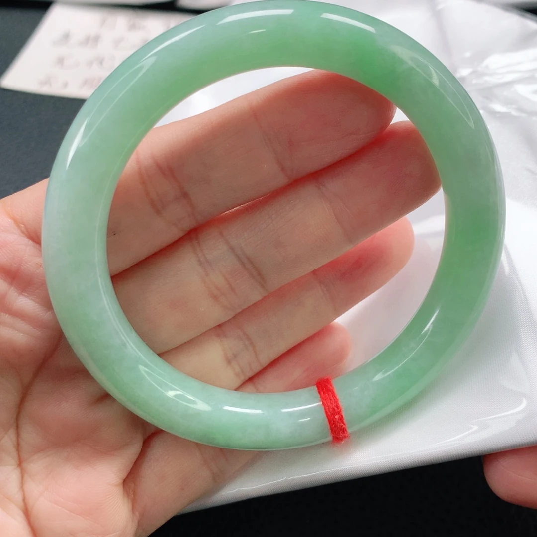 未镶嵌手镯翡翠60圆