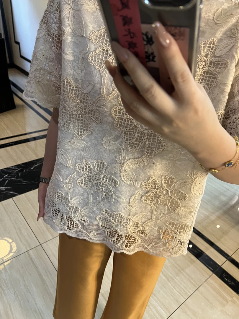 【安姬迩·自制】2025小众设计感气质衬衫款刺绣休闲百搭T恤上衣花朵