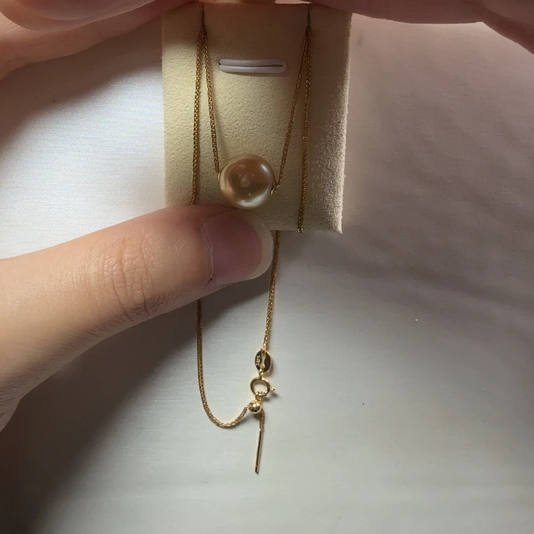 18K金镶嵌颈饰海水珍珠