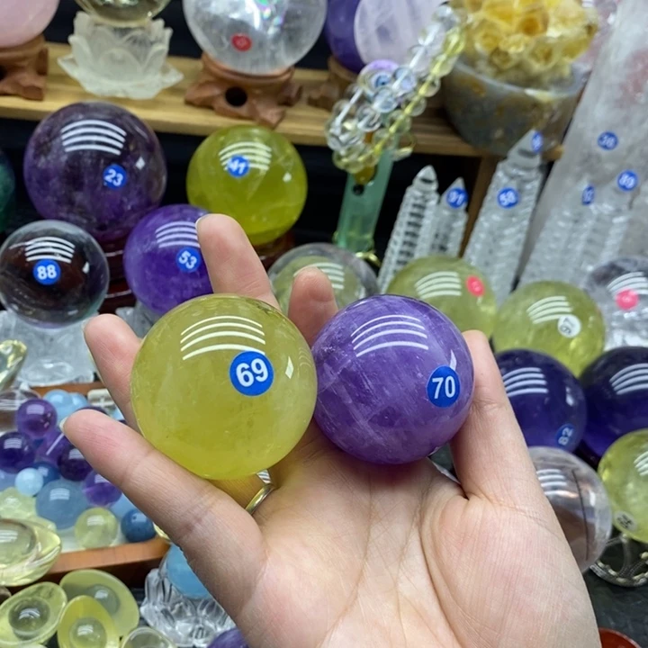 莹***莹石材天然水晶摆件