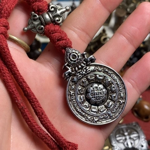 泥塑月****Y小元素品相完美