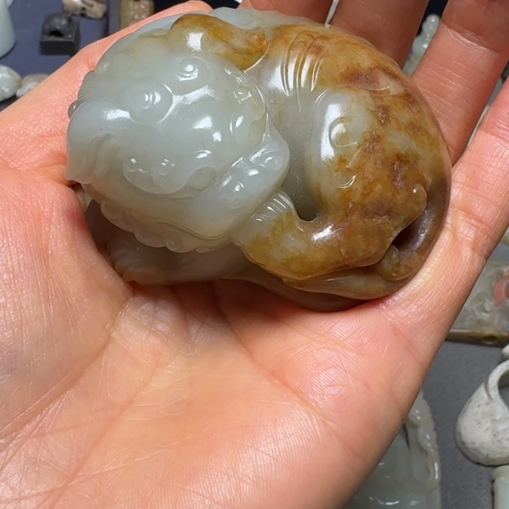 钟***志玛瑙/玉髓未镶嵌颈饰