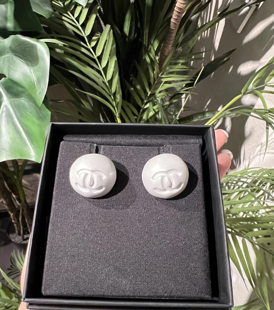 未使用 Chanel/香奈儿  25C 双C珍珠耳钉 大号