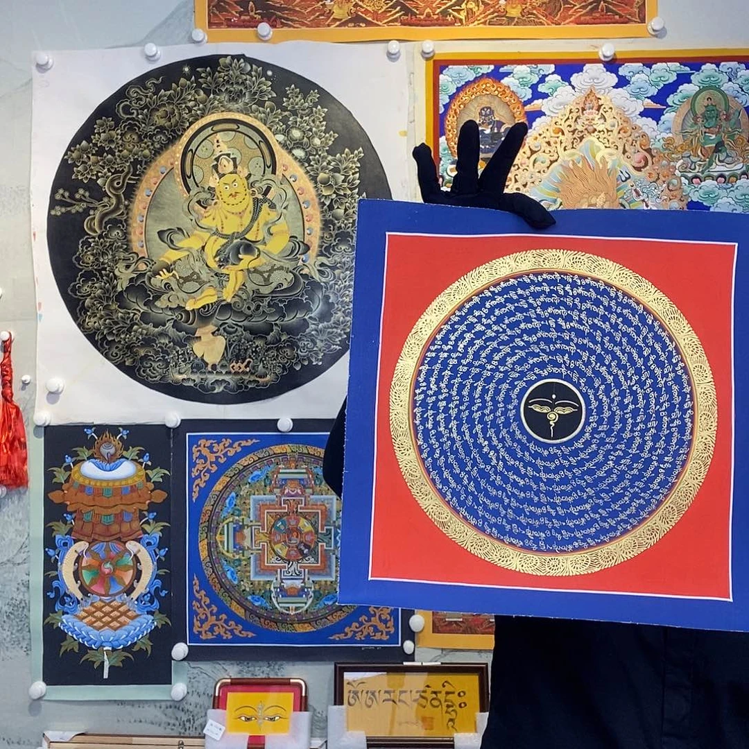 卷轴画纯手绘六字真言唐卡30厘米左右