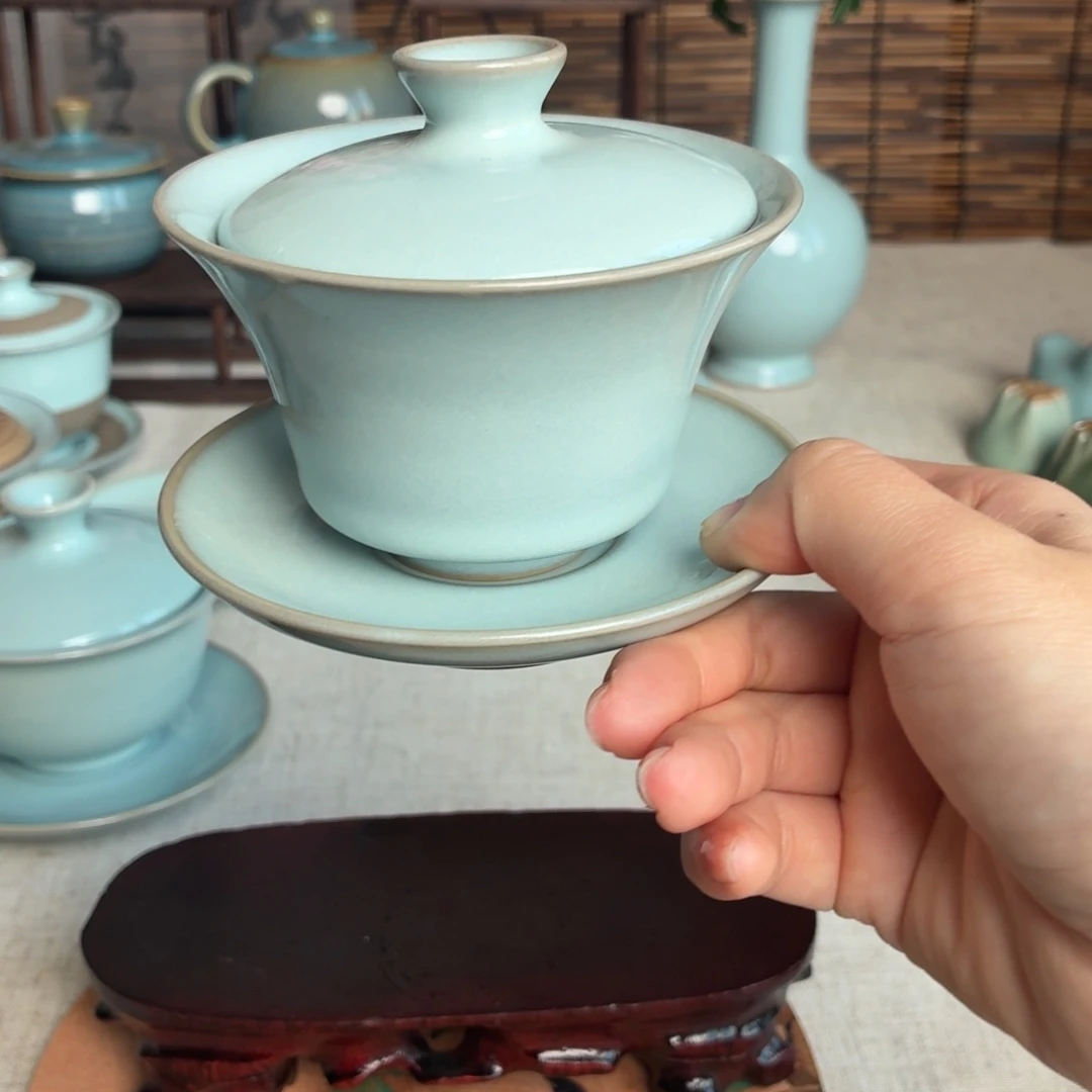 摆件陶马蹄三才盖碗