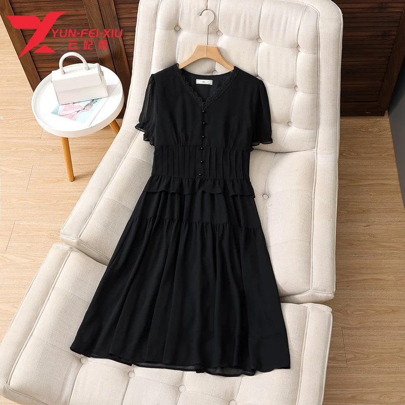 云妃秀大码女装连衣裙时尚休闲微胖松显瘦减龄v领百搭女装21531