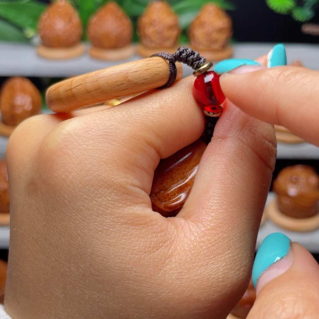 吊坠橄榄核三面生命单子3.5