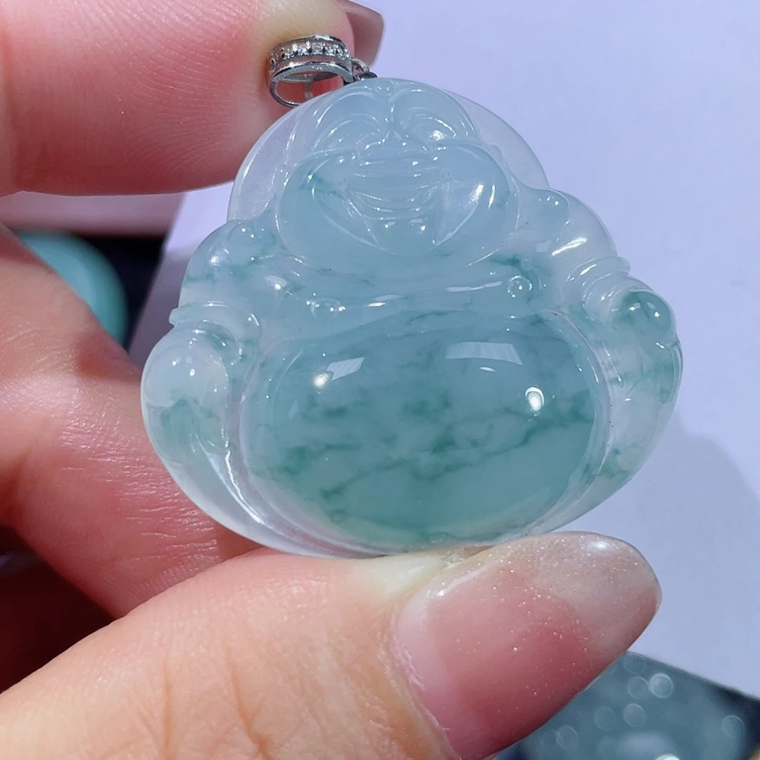 翡翠18K金镶嵌颈饰佛公