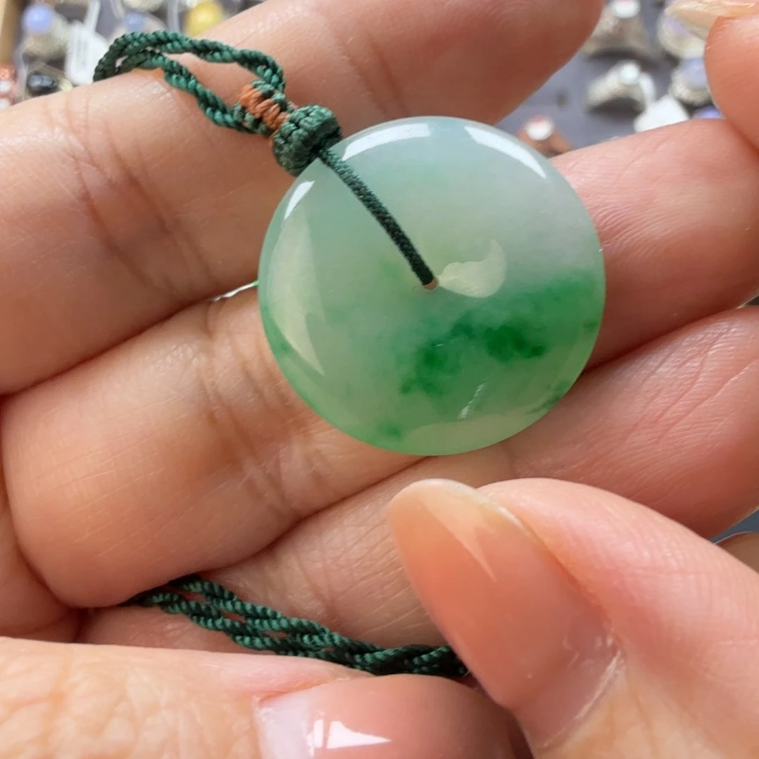 翡翠未镶嵌戒指8066