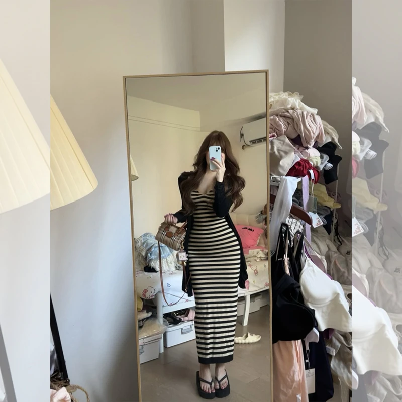 夏季v领条纹撞色吊带无袖连衣裙女款性感收腰气质包臀裙漂亮长裙