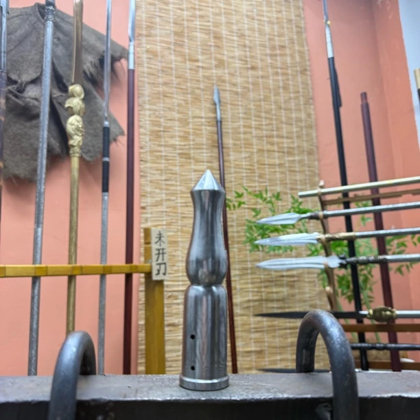 龙泉天涯刀剑阁手工锻打枪锥户外武术锻炼