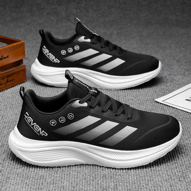 啄木鸟正品2025男飞织透气运动鞋潮流百搭休闲鞋女软底防滑鞋网鞋