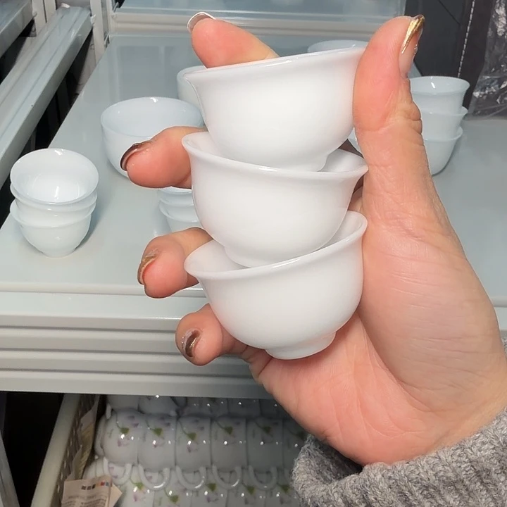 微瑕冰种专场反口杯六个一组30cc