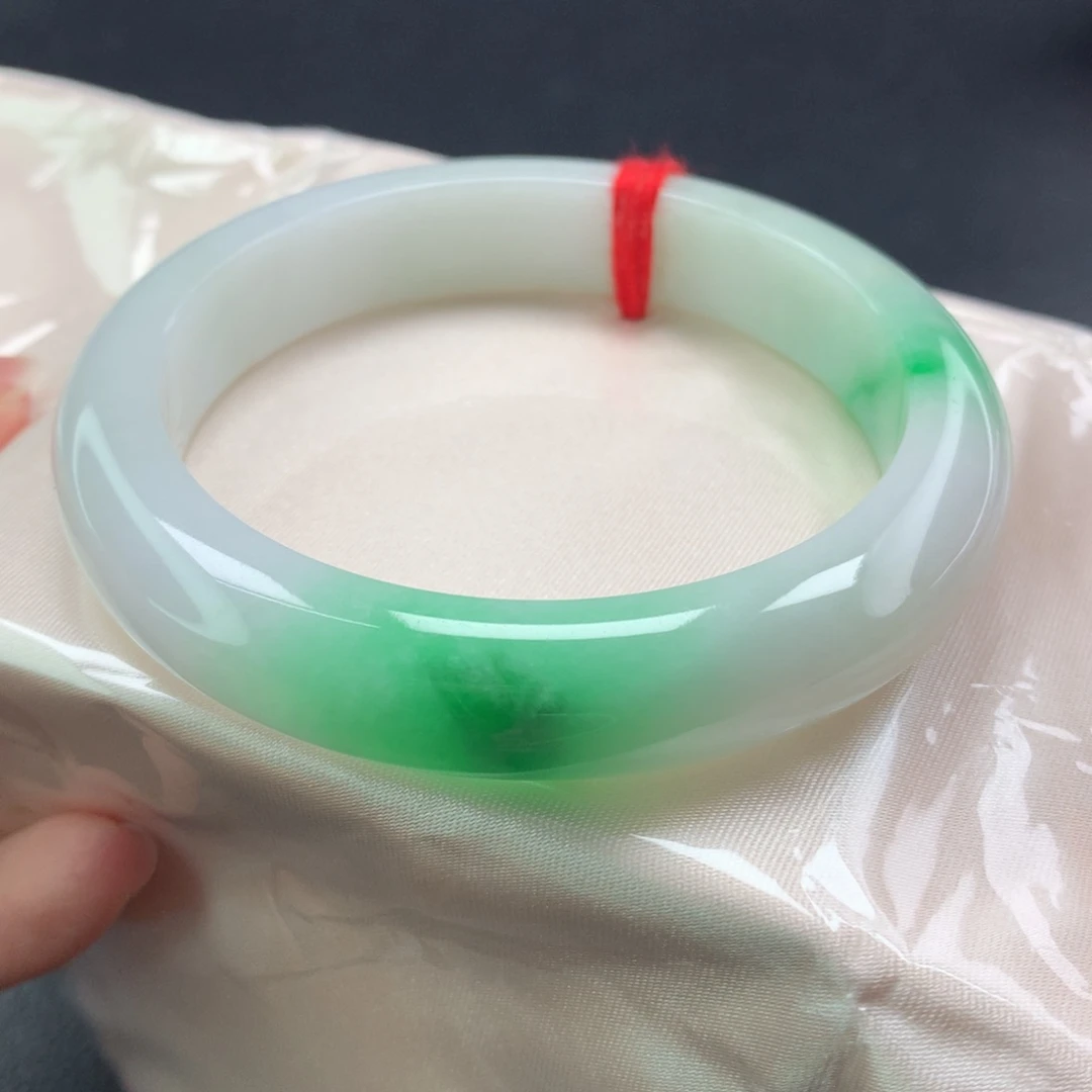 翡翠手镯未镶嵌（22号）