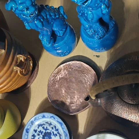 不***王手工艺品琉璃现在工艺品，陶瓷摆件全品狮子一对