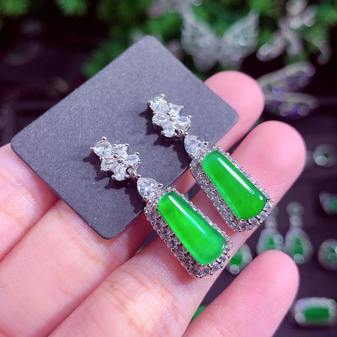 颈饰未镶嵌翡翠天然