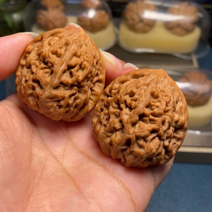 【闪购商品】文玩核桃把件凤凰台