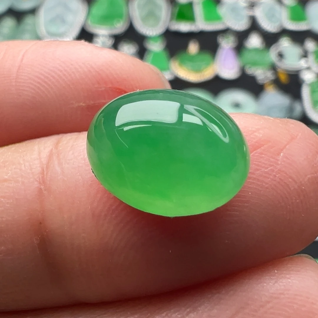 翡翠颈饰未镶嵌蛋11.8