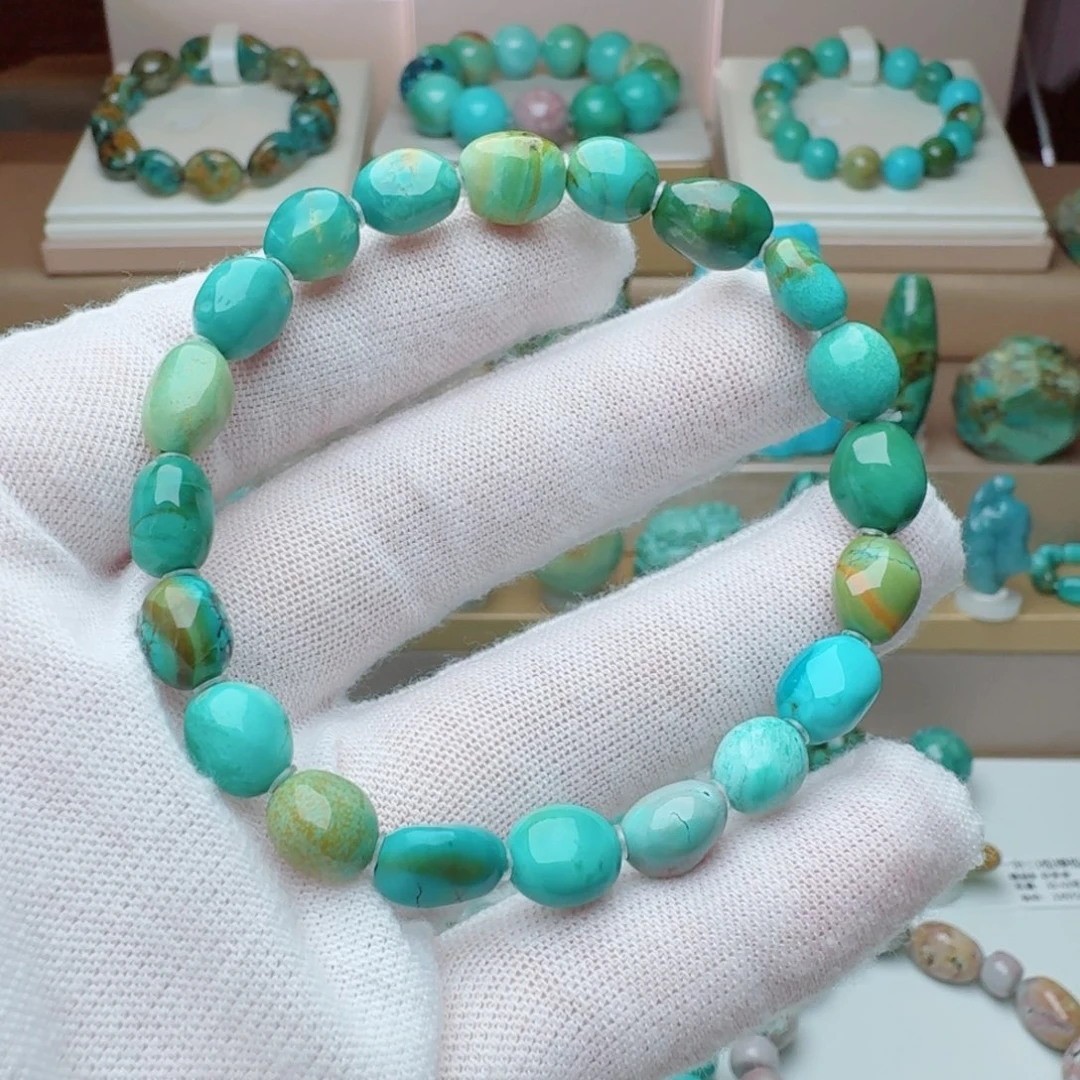 绿松石未镶嵌颈饰