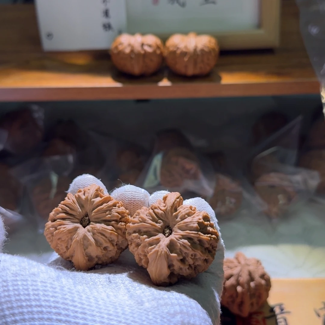 文玩核桃吊坠40南疆石