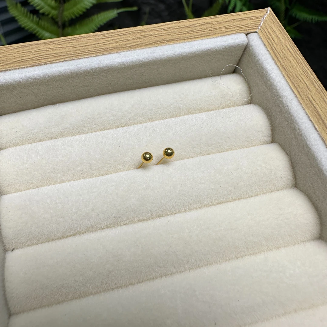 纯18K金耳钉时尚简约款养耳洞