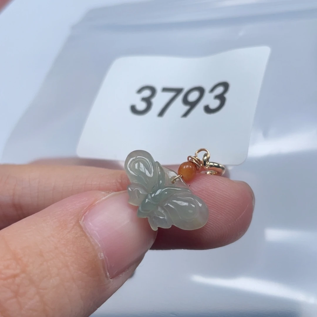 翡翠未镶嵌颈饰天然A货缅甸翡翠