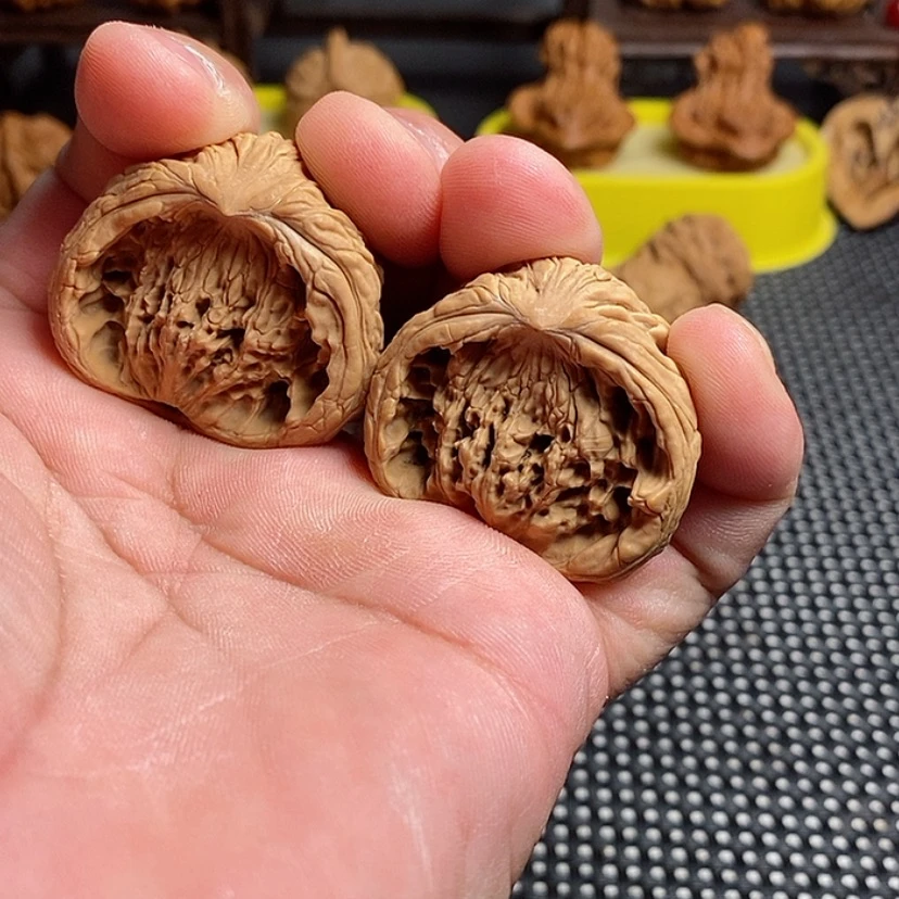 【闪购商品】文玩核桃吊坠马****哥精品课程建设项目的实施