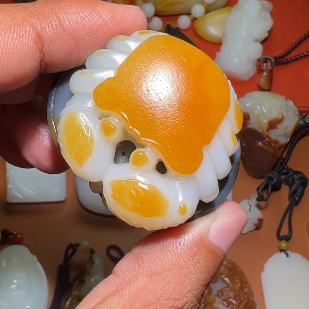 敬***君和田玉未镶嵌挂件