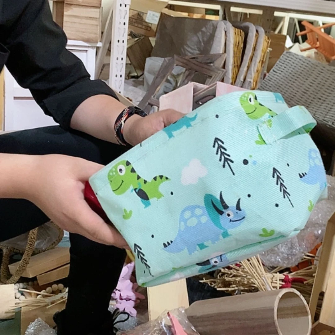 【闪购商品】塑料这是编号097