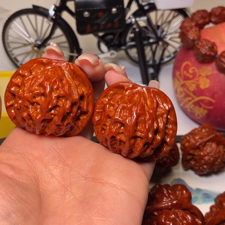 库***嚓文玩核桃吊坠老款狮子头40尺