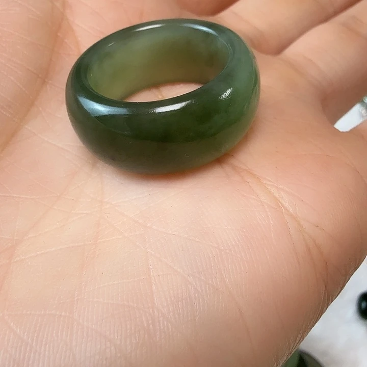 和田玉（糖玉）颈饰未镶嵌❶**睿