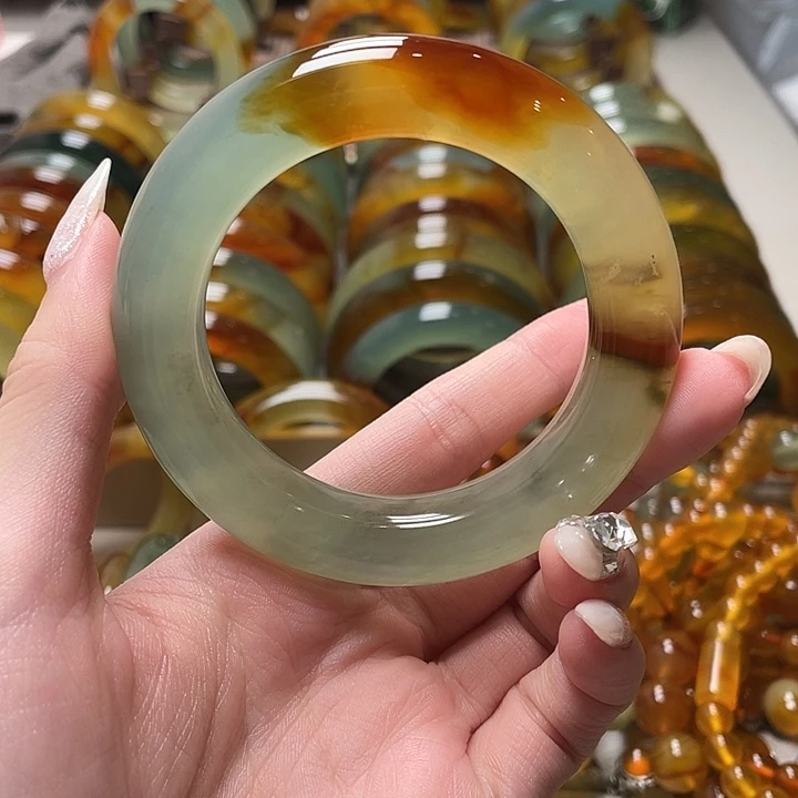 蛇纹石玉未镶嵌手镯54.6